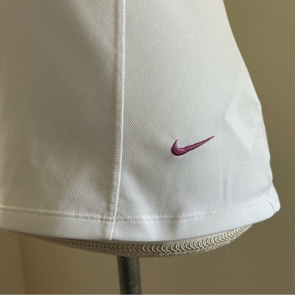 Nike Sleeveless Top - Picture 3 of 6